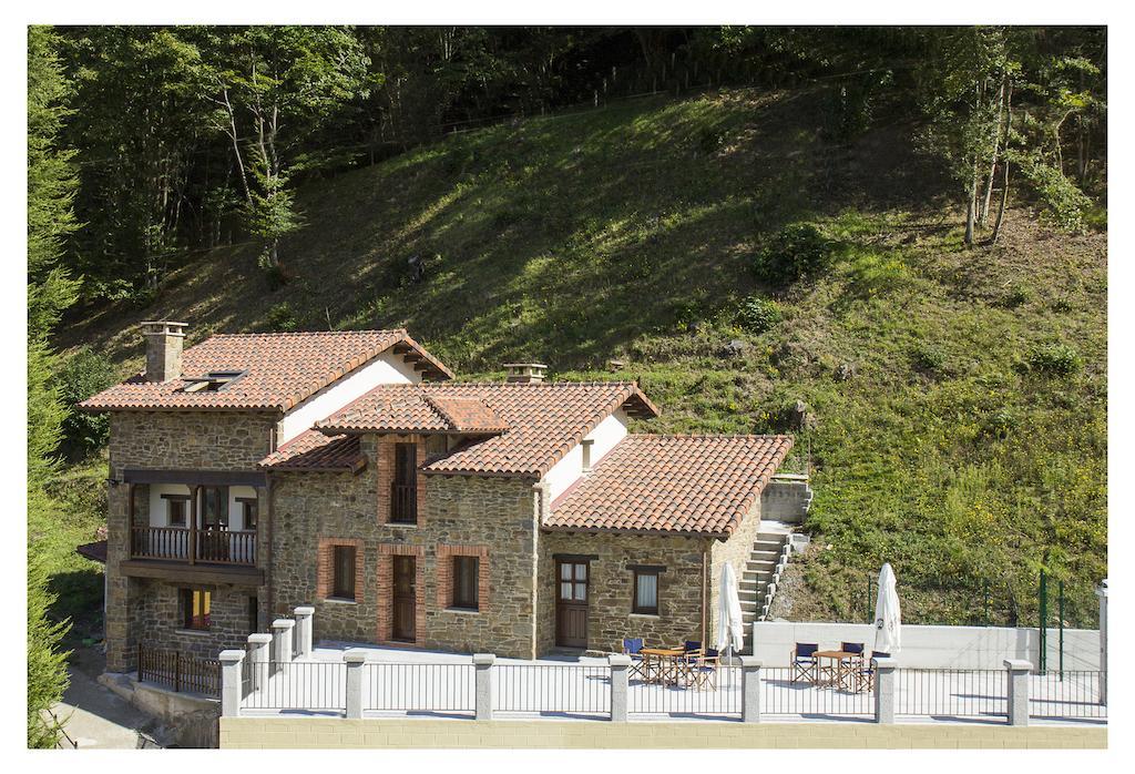 Casa Rural Manuel De Pepa Xuaca Tuilla Eksteriør bilde